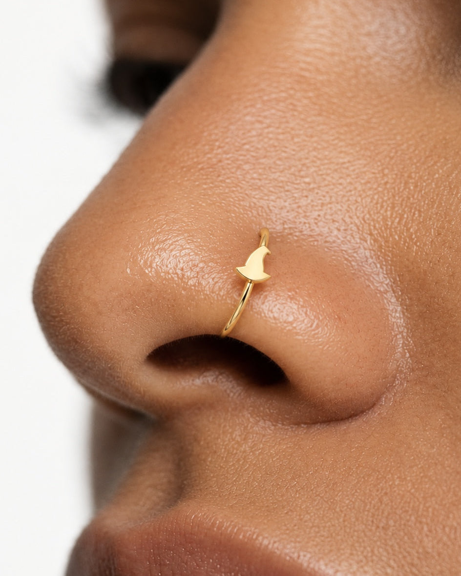 Witch Hat 14ct Solid Gold Nostril Ring