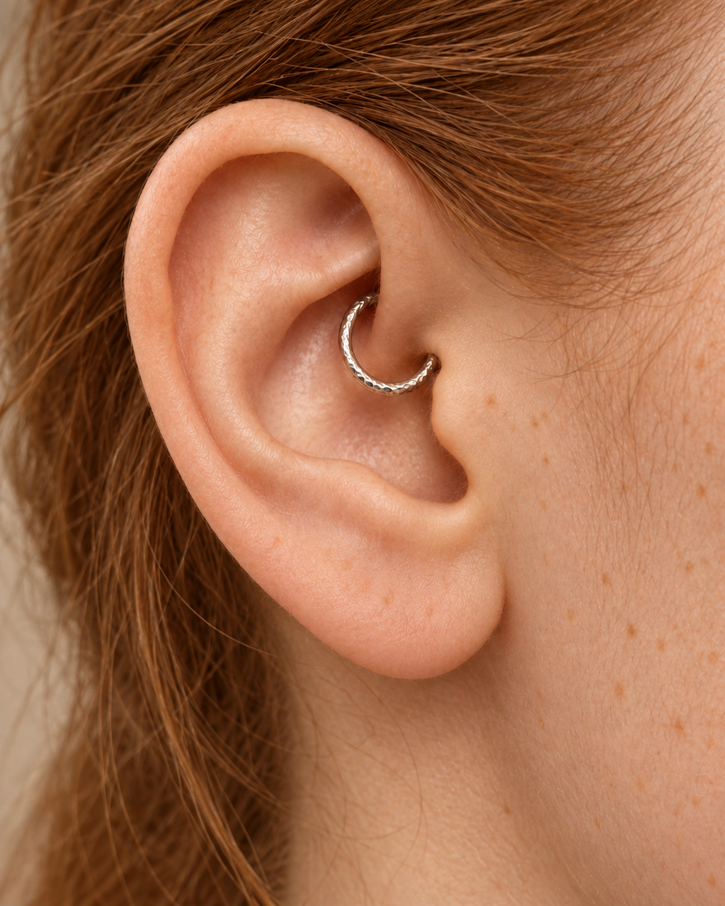 Glimmer Daith Ring