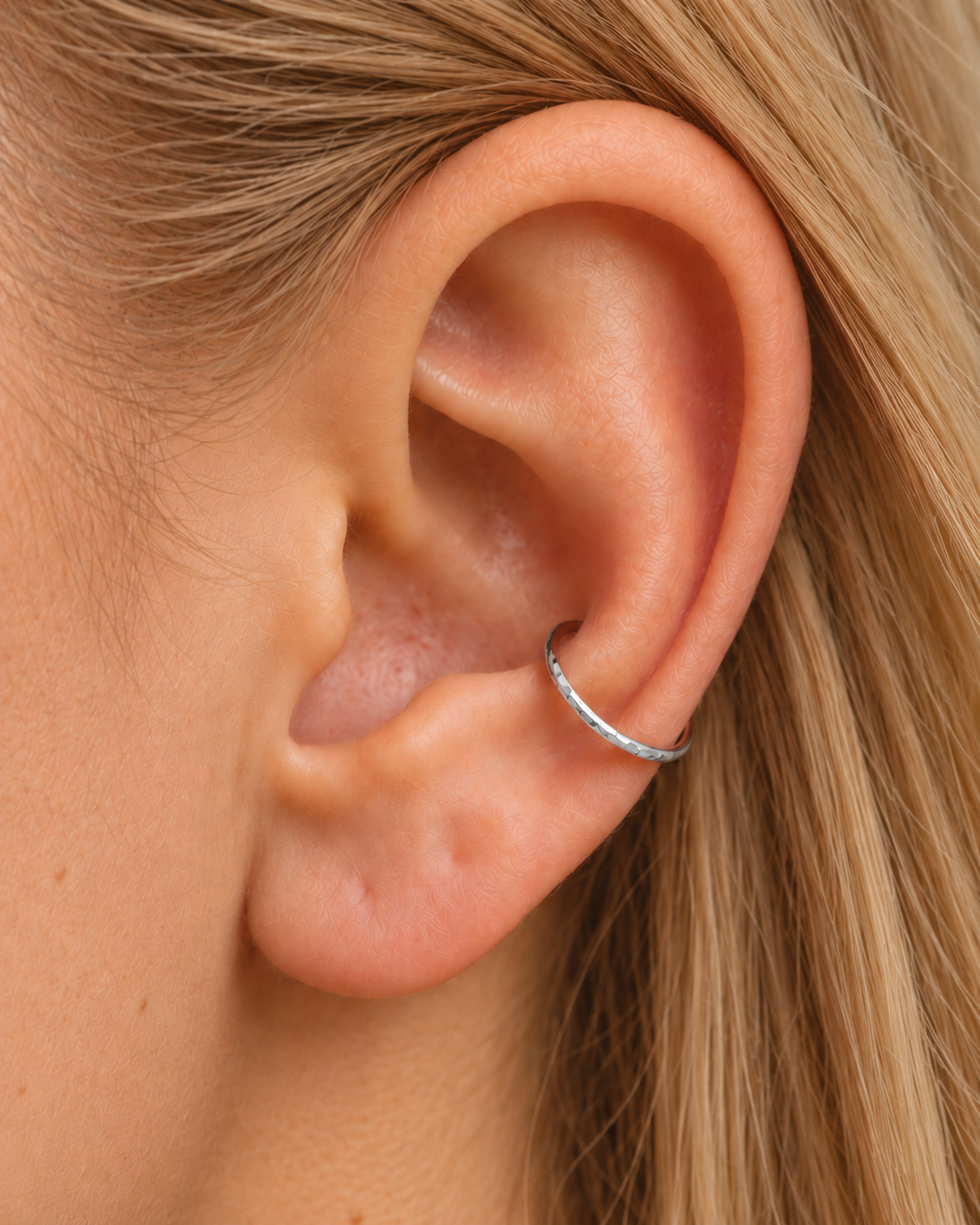 Luma Conch Ring