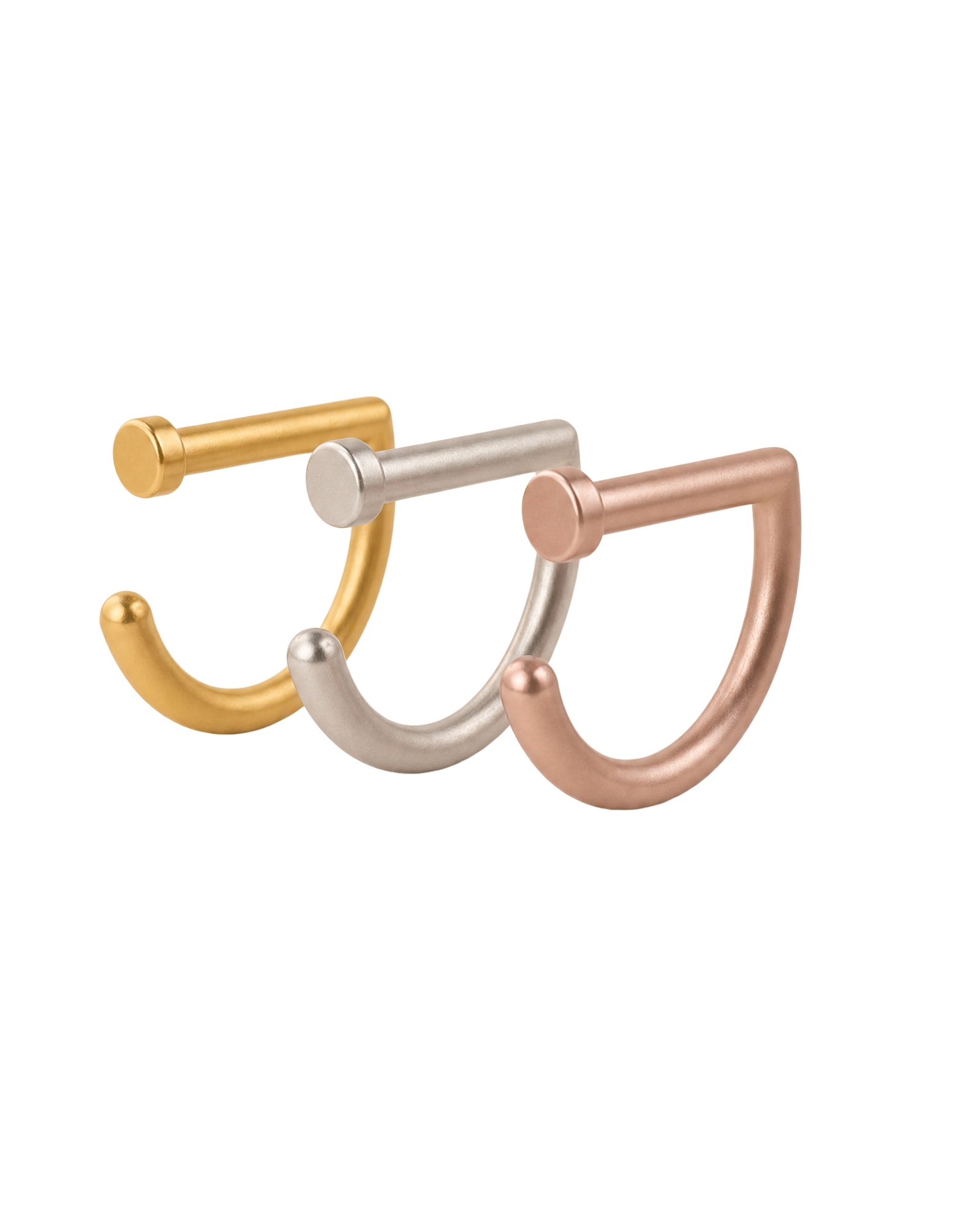 This handmade 14K solid gold D-shaped septum ring features a flat disc end—a solid circular detail with a flat face, also described as a circle end. Its straight upper section and curved hoop form an open D-shaped outline.