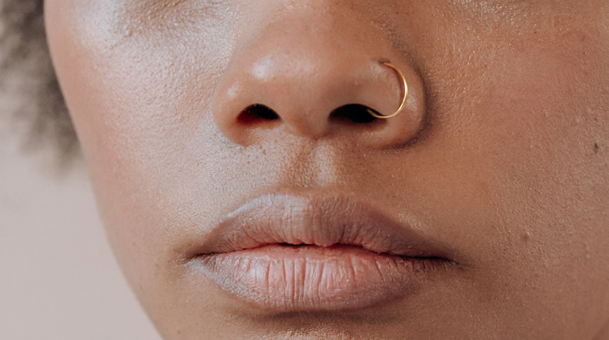 Stepoy 14K solid gold seamless piercing hoops in various sizes