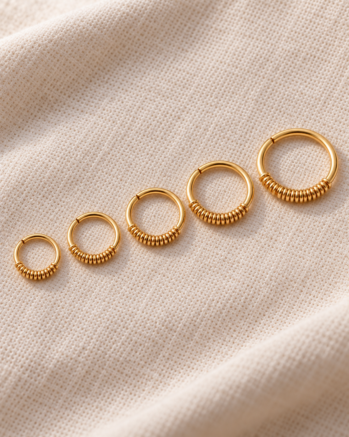 Solis Rook Ring